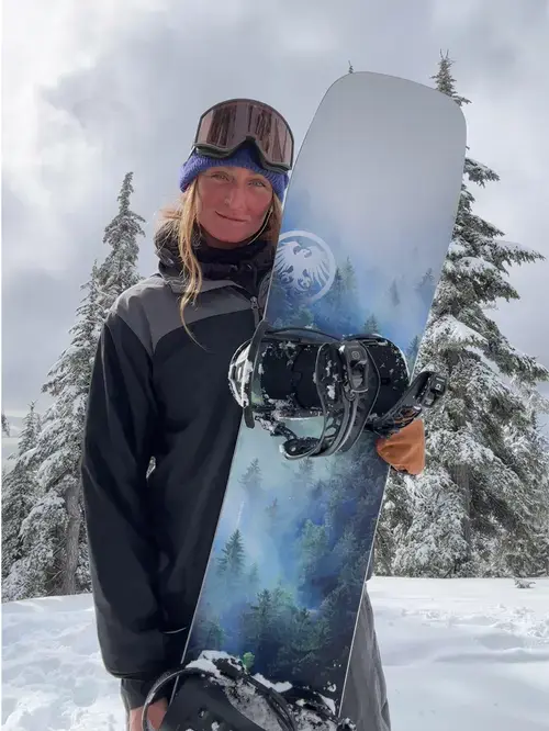 Never Summer Cirrus 2026-2027 On Snow Demo | Snowboarding Profiles Never Summer Cirrus 2026-2027 On Snow Demo